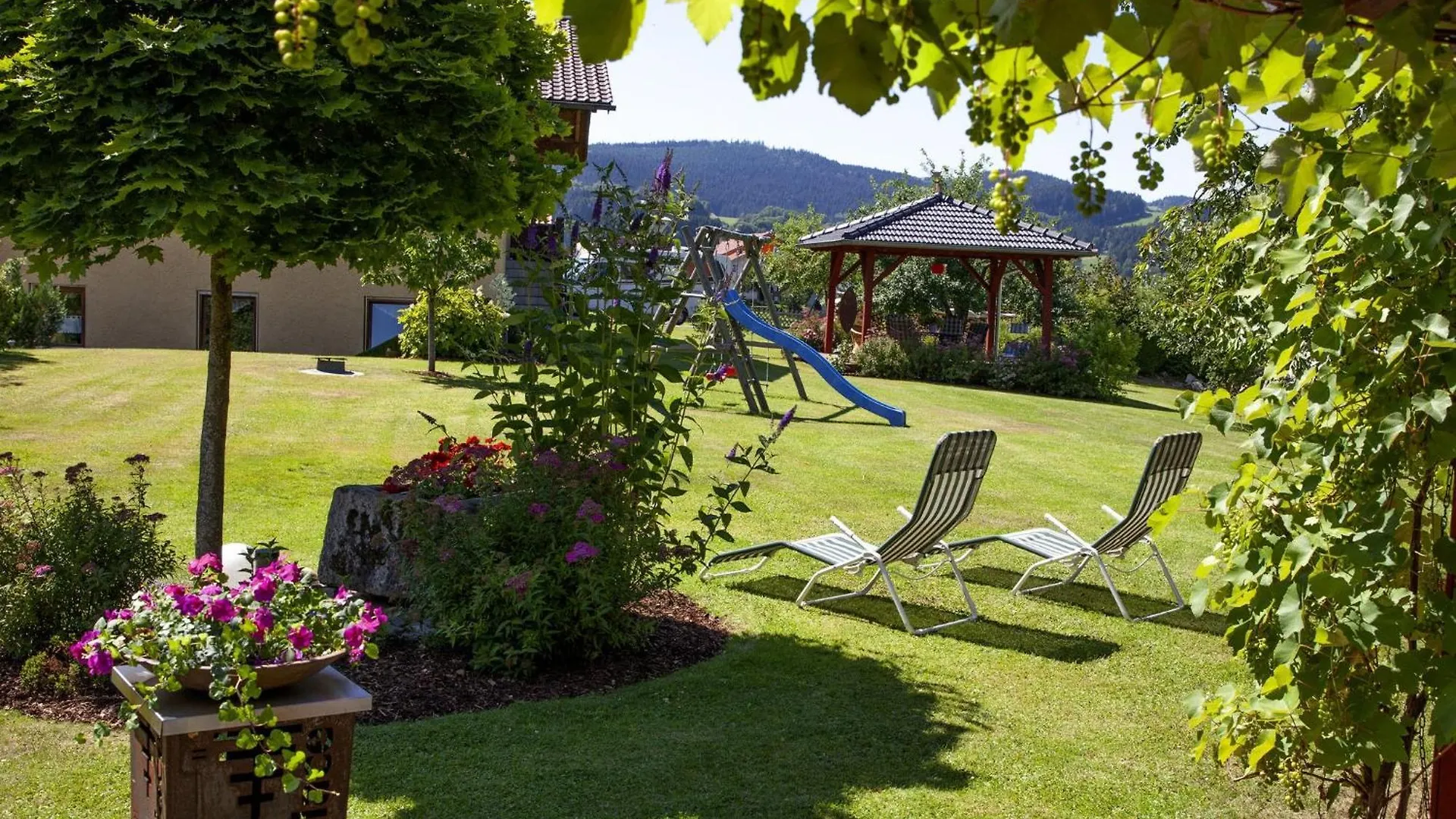 Apartment In Ruhmannsfelden With Indoor Pool Achslach Duitsland